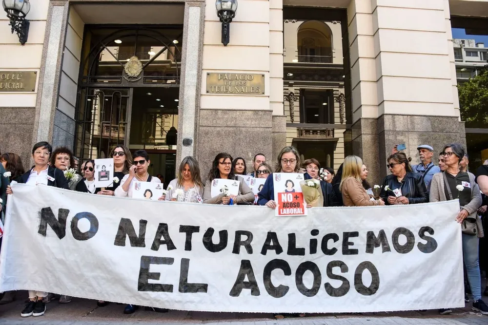 Gremios judiciales se manifestaron este lunes frente a la Suprema Corte y pidieron que se removiera a Pesce