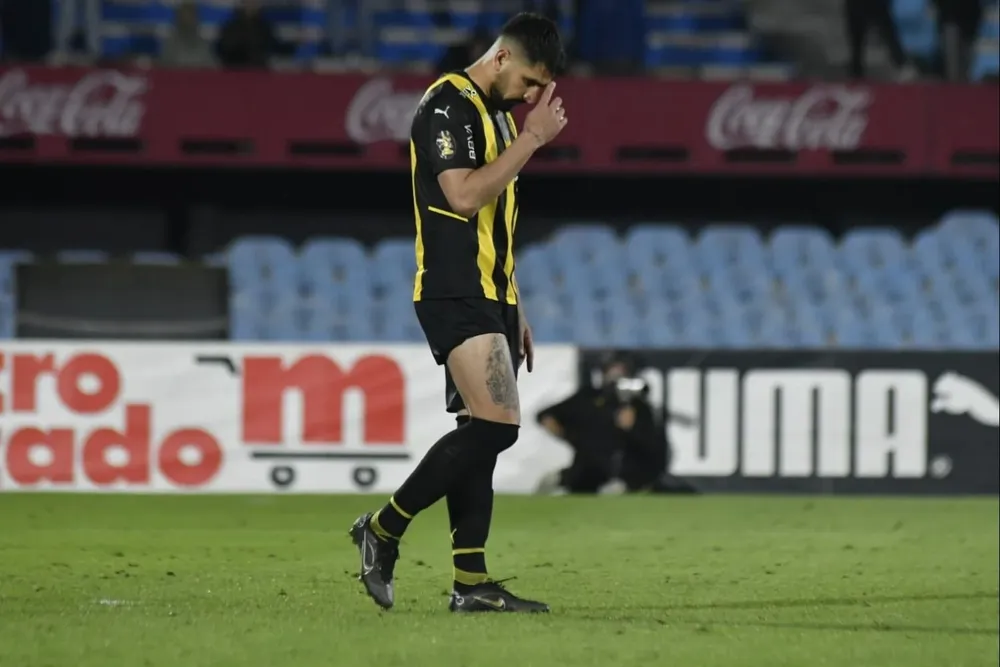 Lucas Viatri tras errar su penal