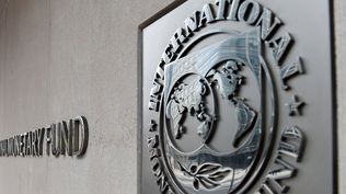 El FMI aprobó un desembolso de US$800 millones para Argentina y comienza una nueva negociación