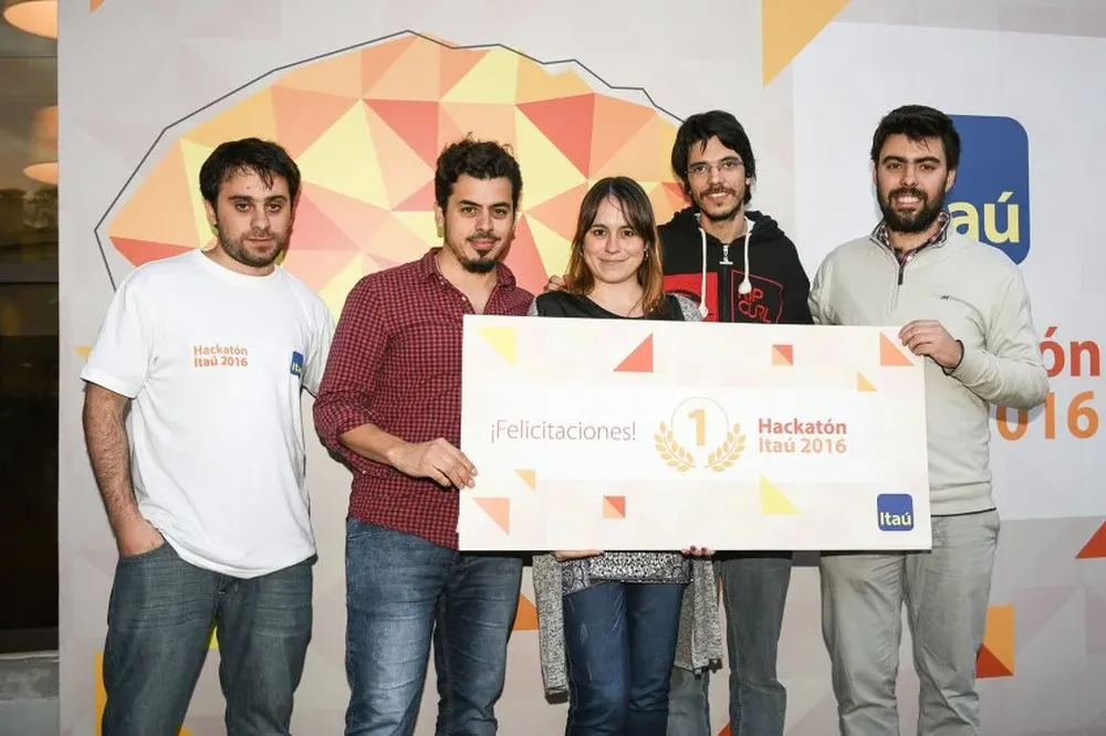 Santiago Cotto, Diego Cibils, Inés Martínez, Pablo Melo y Gonzalo Melo