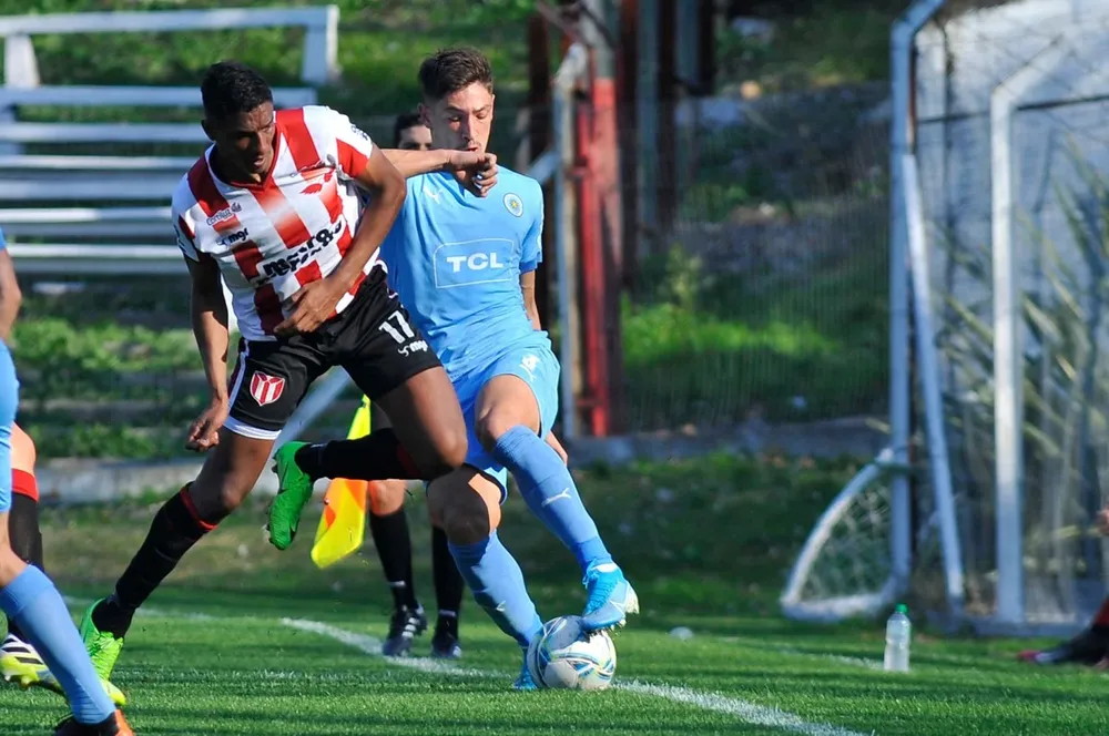 Montevideo City Torque y River Plate juegan por puntos que valen mucho