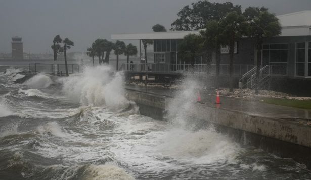 Olas en St. Petersburg, Florida