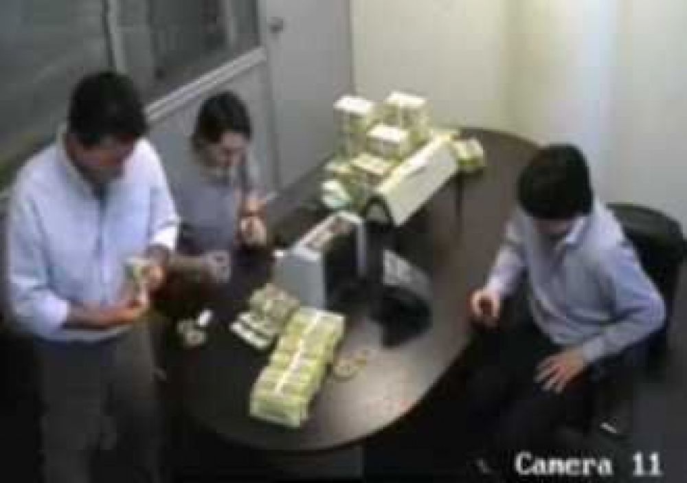 El fallecido periodista Jorge Lanata difundió en su programa Periodismo para Todos imágenes y confesiones que ayudaron a visibilizar la maniobra de lavado en la causa Ruta del dinero K.