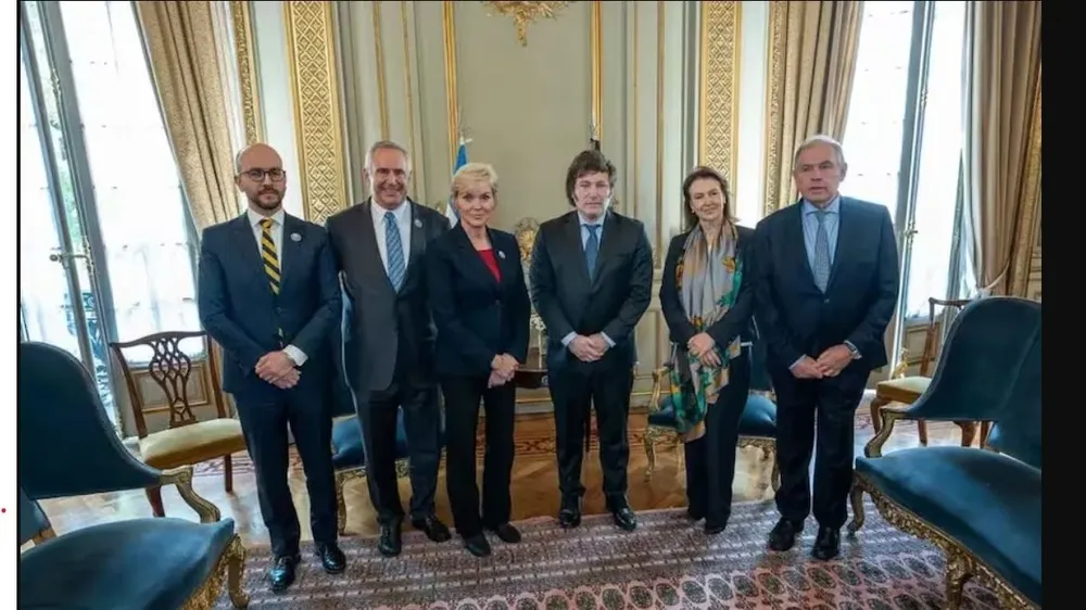 Milei, Mondino y Werthein junto a los funcionarios estadounidenses