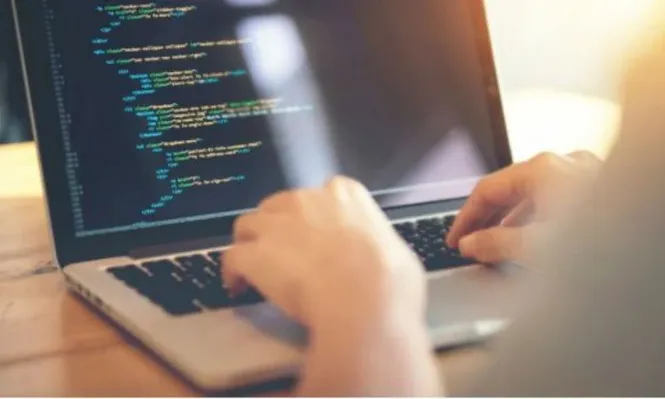 Crece demanda por ingenieros de sistemas y programadores