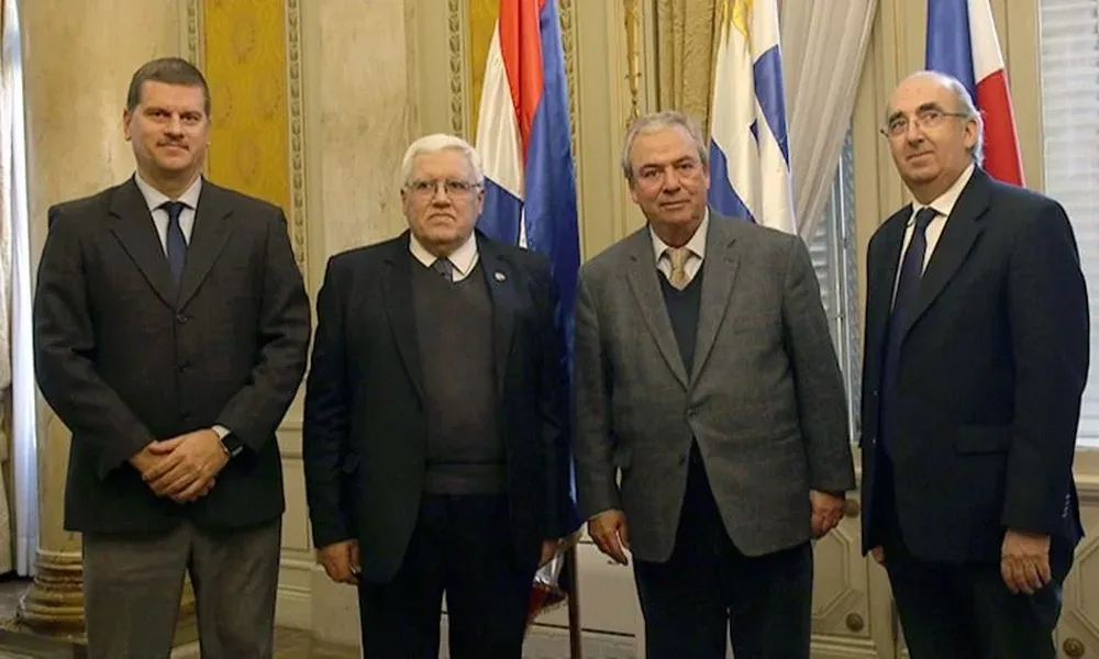 Marcelo Pesce, Director General de los Servicios Administrativos, John Pérez, presidente de la Corte, Luis Alberto Heber, ministro del Interior y Guillermo Maciel, subsecretario de Interior