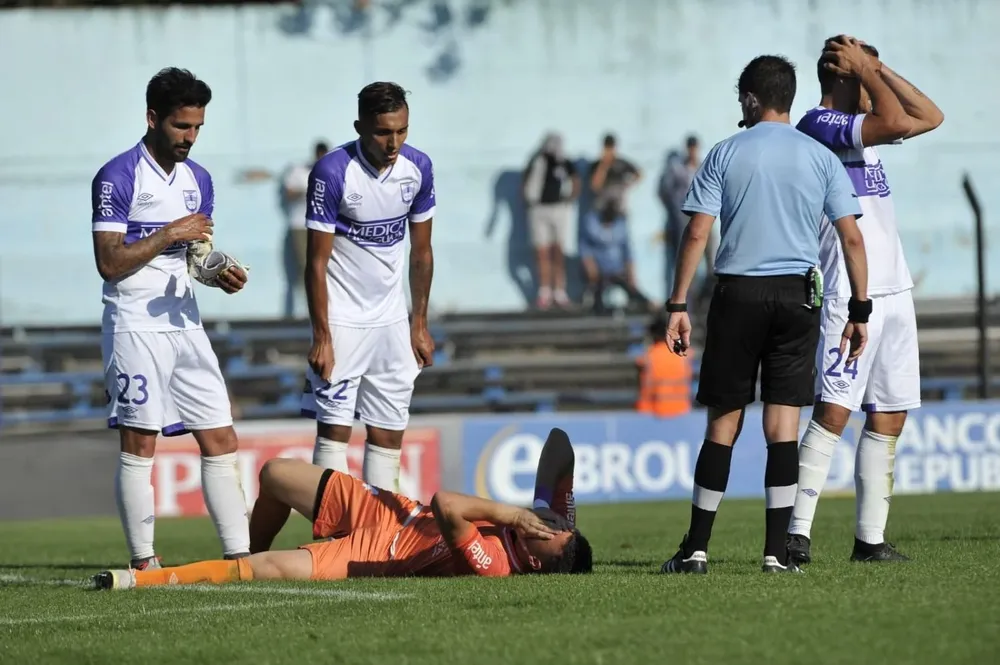 Defensor%20Liverpool.webp