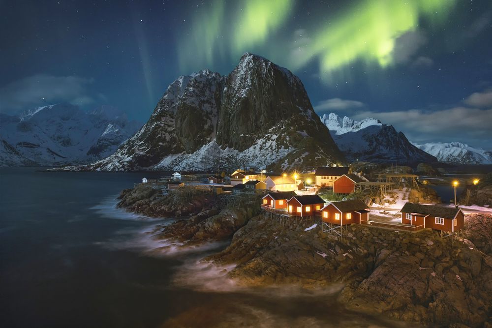 norway-lofoten-hamnoy-and-northern-lights-2024-09-15-20-05-13-utc.jpg
