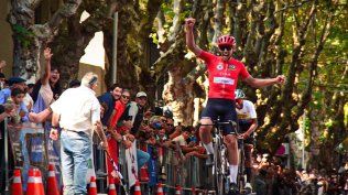 Gabriel Metzger en la llegada a Durazno