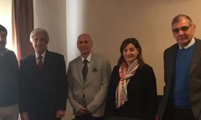 Daniel Ayala, Osvaldo Bianchi, Tabaré Vázquez, Gustavo Fernández, Patricia Nava, Roberto Ibarra