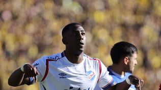 Gonzalo Carneiro de Nacional celebra un gol ante Peñarol por la final de la Liga AUF Uruguaya