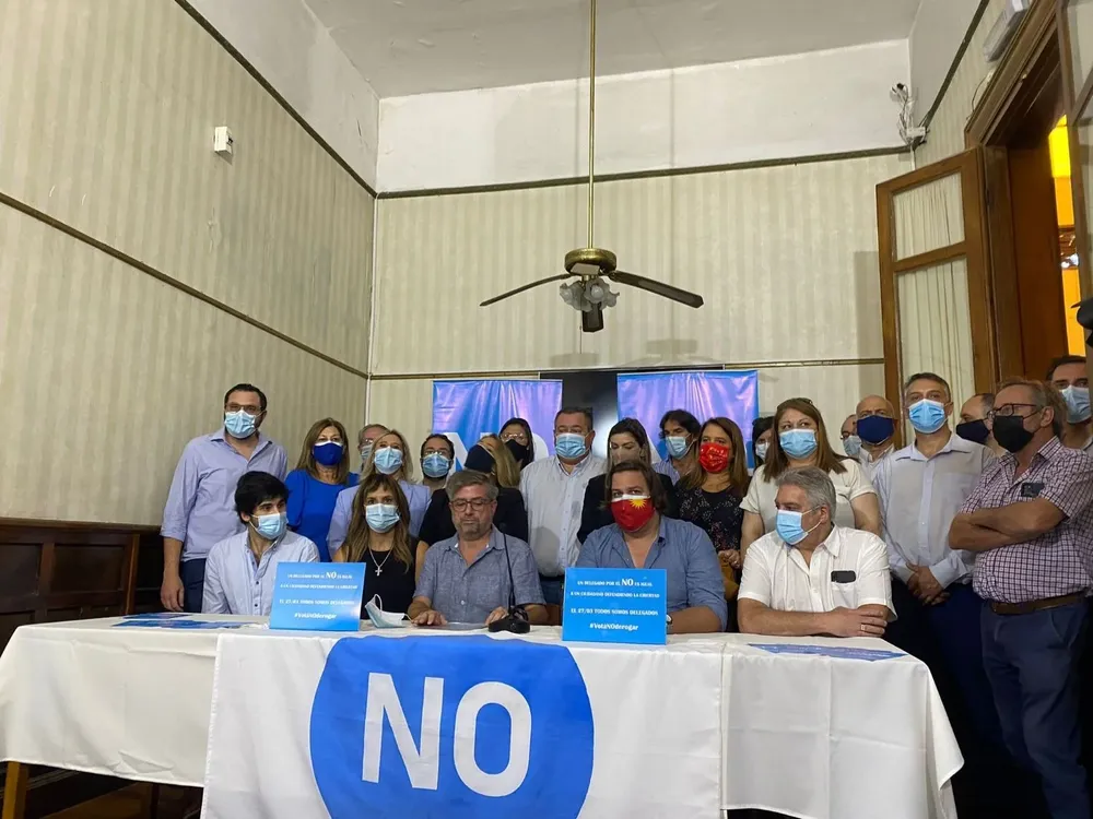 En esta instancia también se anunció una gira nacional para ponerse en contacto con los delegados del interior