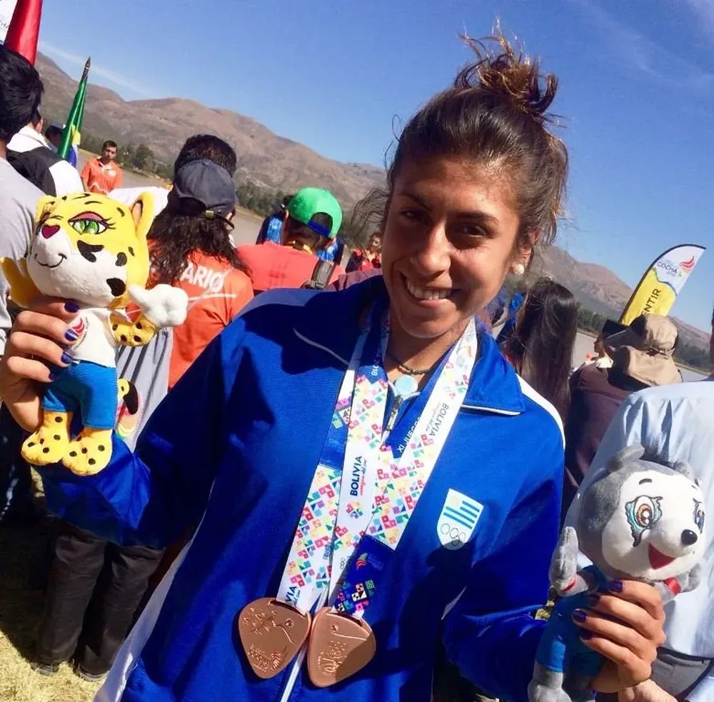 Sabrina Díaz con sus bronces