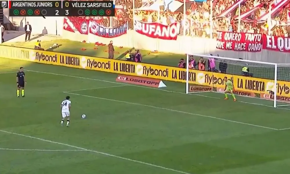Vélez derrotó por penales a Argentinos Jrs.