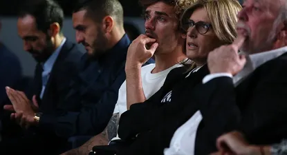 griezmann se emociono hasta las lagrimas en la despedida de godin