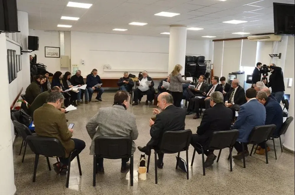 Reunión del Consejo Superior Tripartito del sector privado.