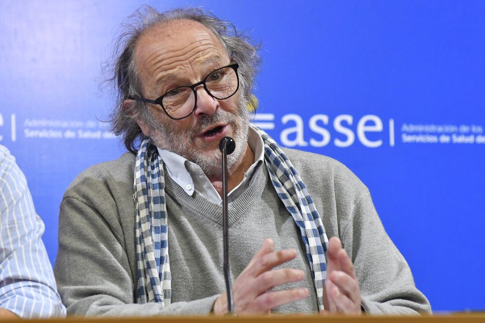 Conferencia ASSE por aumentos de sueldos/Daniel Olesker