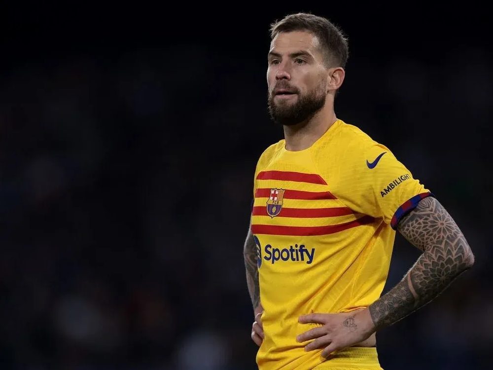 El defensor del Barcelona, I&ntilde;igo Mart&iacute;nez, ser&aacute; baja en la Selecci&oacute;n espa&ntilde;ola de f&uacute;tbol.&nbsp;