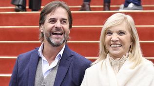 El presidente Luis Lacalle Pou y la vicepresidenta Beatriz Argimón fueron a ver el show de Jaime Roos en el Auditorio Nacional del Sodre