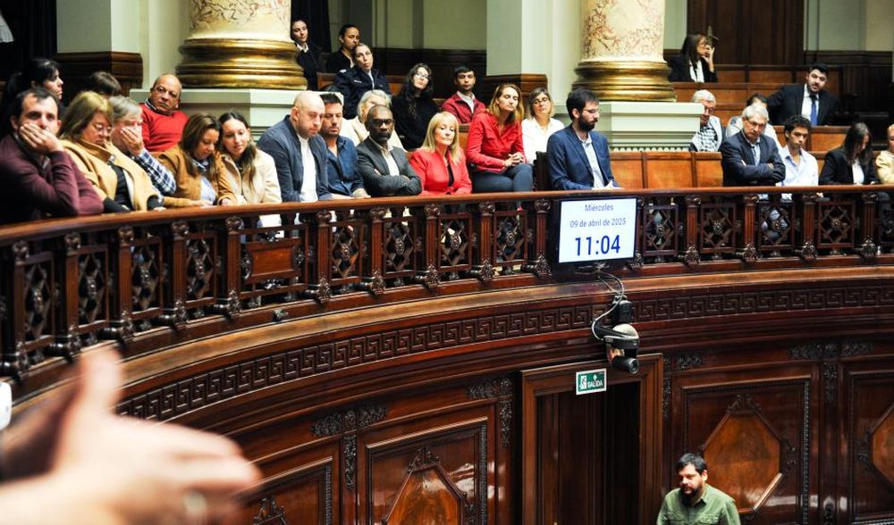 El Senado homenajeó la memoria de Adrián Peña