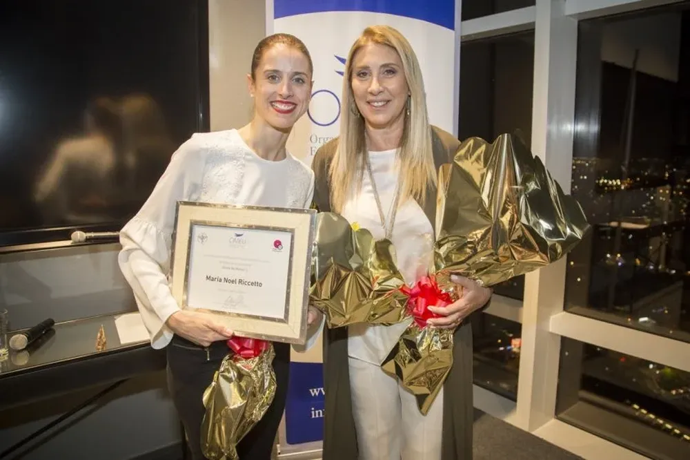 María Noel Riccetto y Elena Tejeira