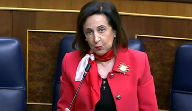 Margarita Robles en la sesión de control del Congreso