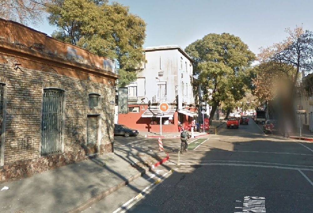 La esquina donde ocurrió el accidente en La Comercial