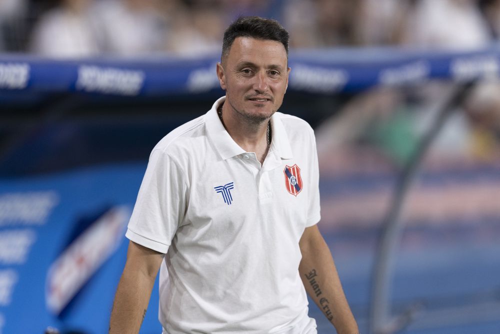 Pablo de Ambrosio en el partido entre Nacional y Central Español