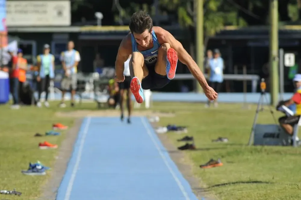 Uno de los saltos de Emiliano Lasa