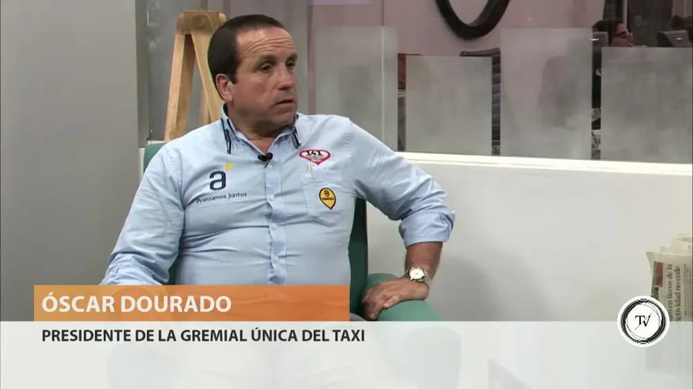 Para Oscar Dourado, presidente de la Gremial Única del Taxi, el servicio de transporte de Uruguay no tiene nada que envidiar a otros países. Uruguay es un país ejemplar, en lo que tiene que ver desde siempre con la Seguridad social, los servicios, la salud, la educación, sostuvo.