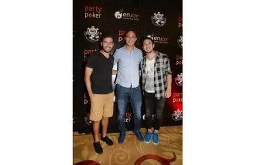 Álvaro González, Diego Arismendi y Jorge Fucile