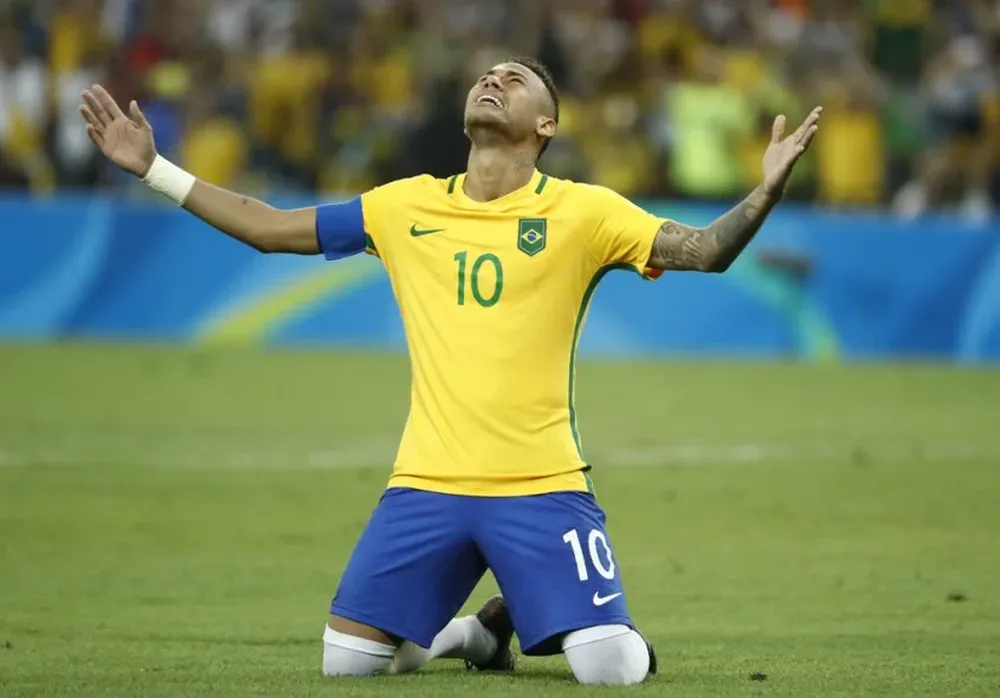 Neymar le dio a Brasil un esquivo oro