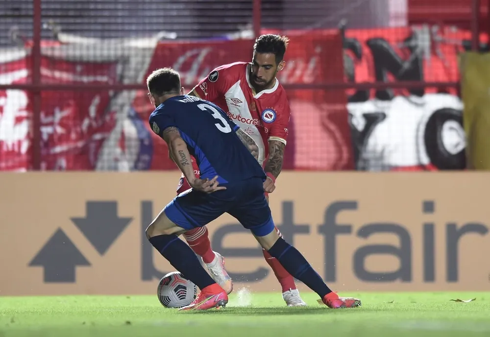 Gabriel Ávalos escapa de Orihuela