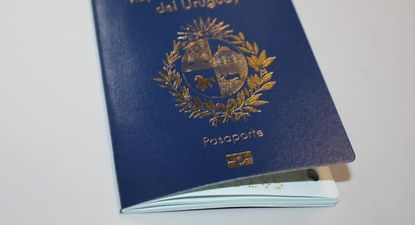 Pasaporte uruguayo. Archivo
