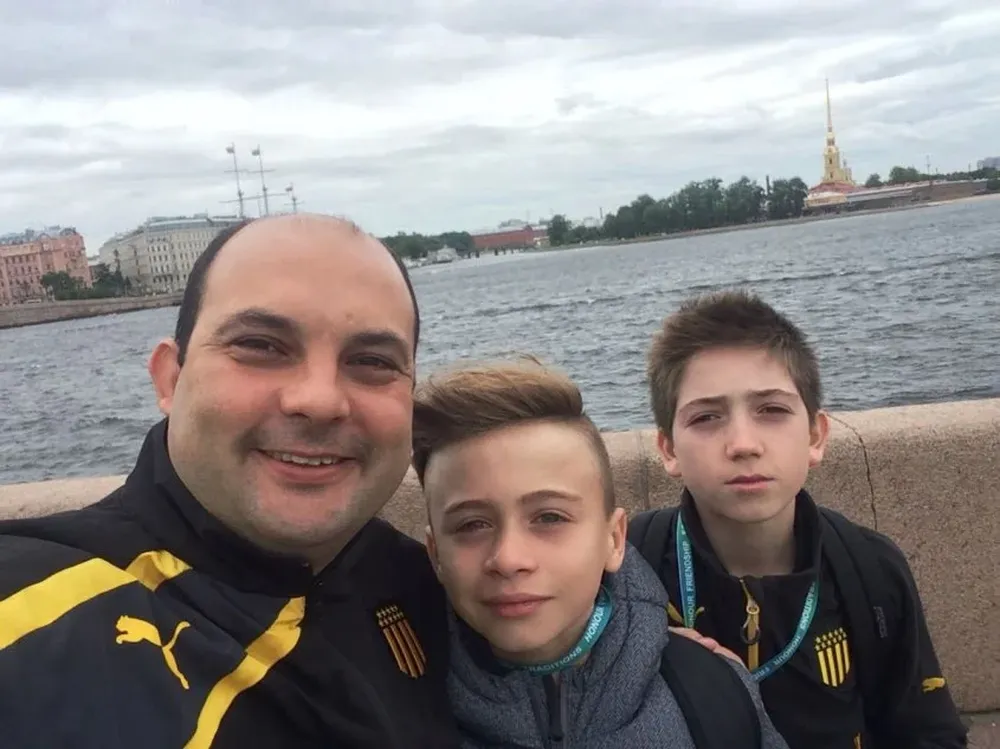 Pablo Torres, Juan Manuel Pínola y Luca Vico