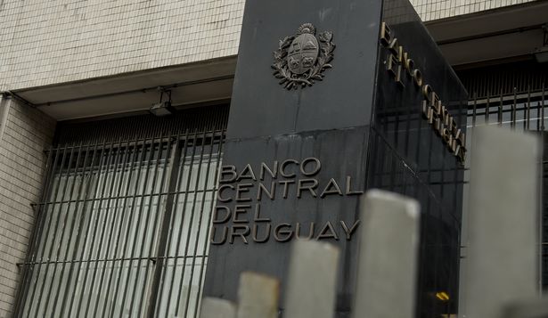 BCU recorta la tasa a 7,5% y abre la puerta a una política monetaria más expansiva