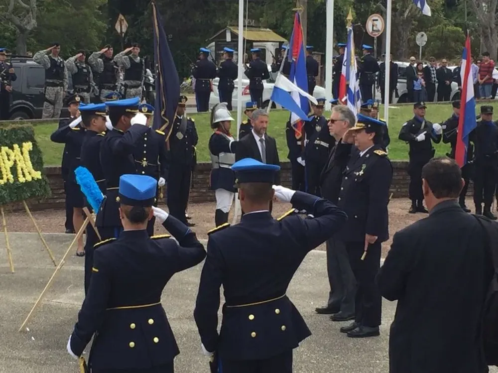 Acto por el Día del policía caído en cumplimiento del deber