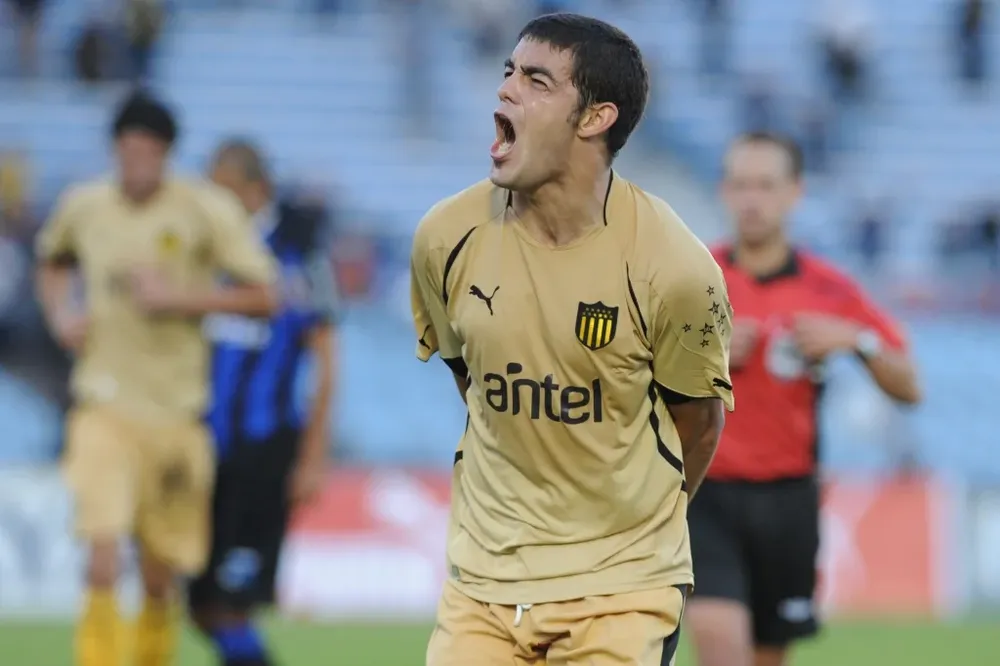 Aguiar, festejando con Peñarol