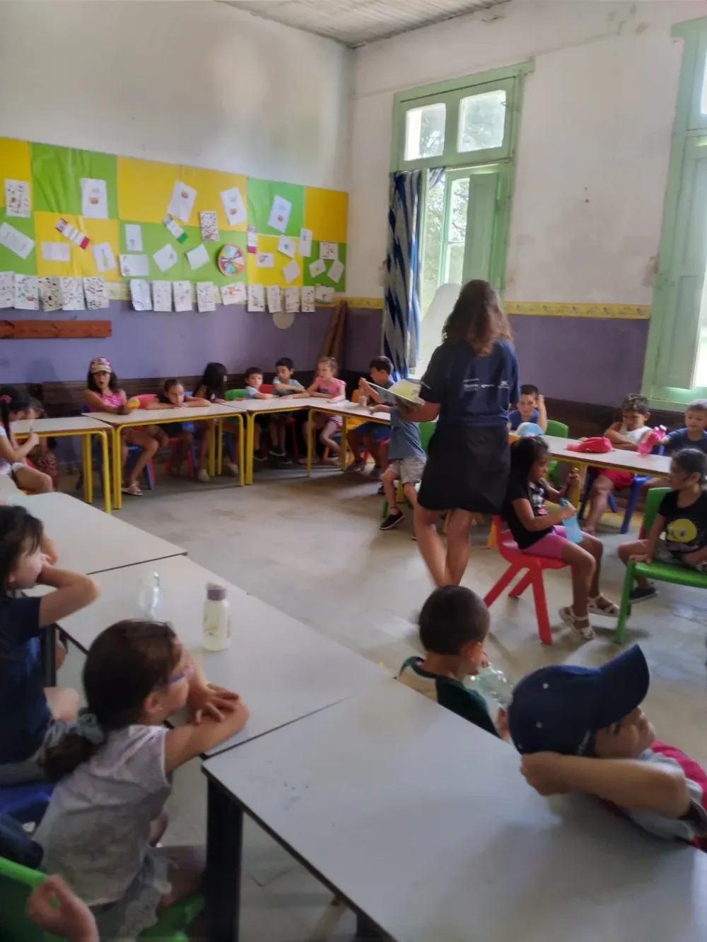 Se logró recorrer más de 100 centros educativos en los seis departamentos del país que están previstos.