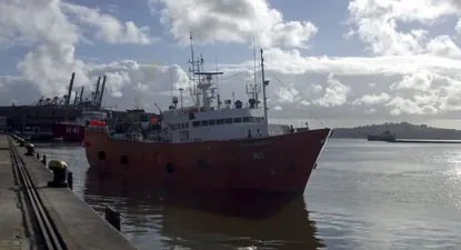 Agentes de pesca internacional reclaman por espacio en puerto