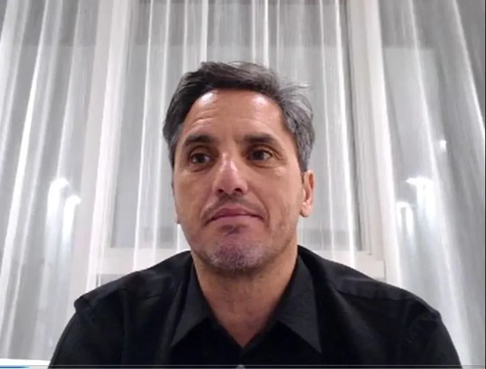 Agustín Pichot en entrevista con El Observador