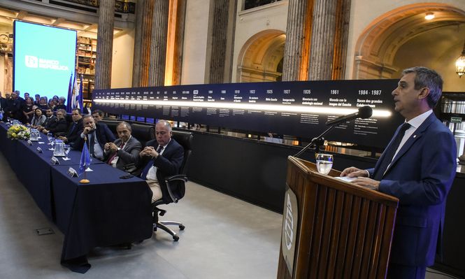 Más crédito corporativo, foco en las pequeñas empresas y continuidad: hoy asumió el nuevo presidente del BROU