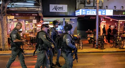 La policía investiga para saber si había más terroristas en el área