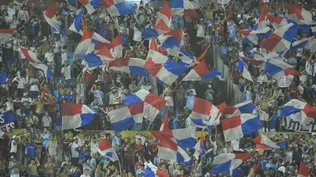 A la hinchada de Nacional le requisaron la pirotecnia afuera de la Colombes