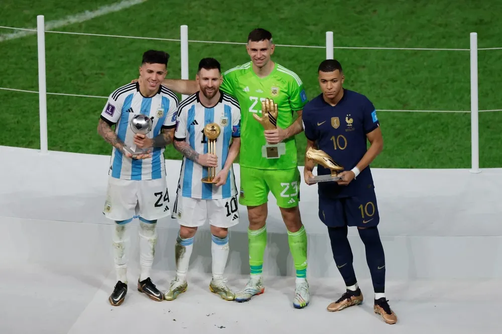 Fernández, Messi, Martínez y Mbappé