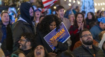 Demócratas sacuden el tablero con ola de victorias en EEUU: una advertencia para Trump, pero también muchas dudas internas