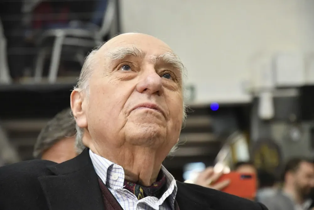 Aquí no hay ningún ministro o jerarca del gobierno complicado en la situación irregular”, consideró Sanguinetti