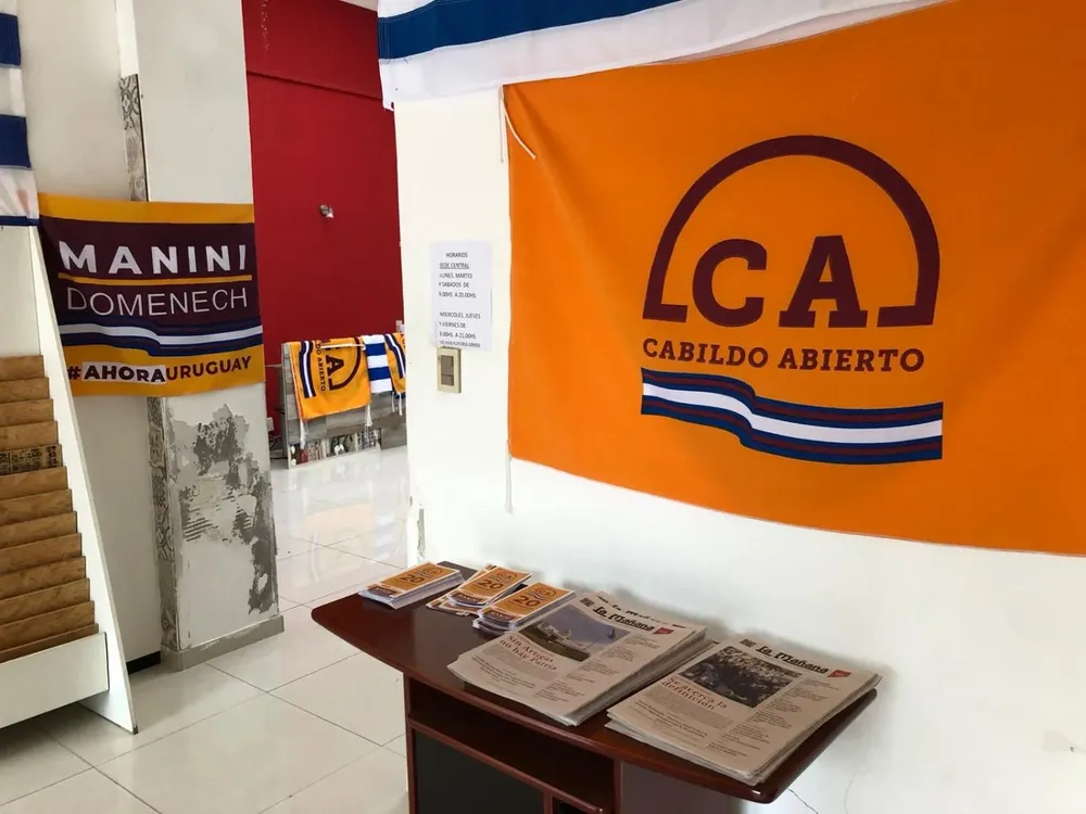 La bancada de Cabildo Abierto adquirió conocimiento de la concesión de los aeropuertos este miércoles