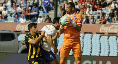 Esteban Conde, un error y mil atajadas