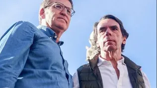 El líder del PP, Alberto Núñez Feijóo (i), junto al expresidente del Gobierno, José María Aznar.